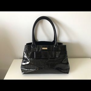 Kate spade tote bag in good condition.